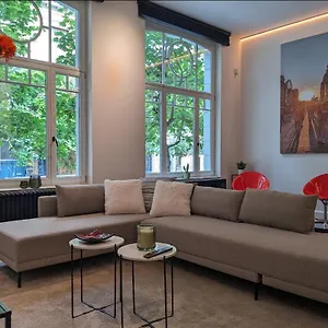 luxe-en-authenticiteit.brusselshotelsbook.com/